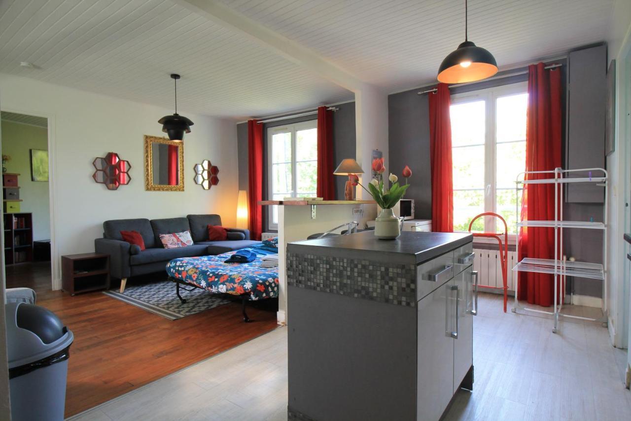 Disponible - Appartement Entier - Ligne H 15Mn Paris-Gare Du Nord, Parking Rue Gratuit, 4 Pers, Station De Train En Face Toutes Les 15Mn, Hippodrome, Cdfas, Universite, Borne Electrique, 1Er Etage Eaubonne Esterno foto