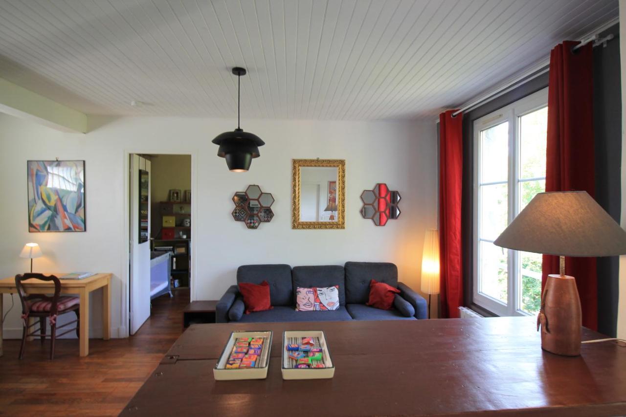 Disponible - Appartement Entier - Ligne H 15Mn Paris-Gare Du Nord, Parking Rue Gratuit, 4 Pers, Station De Train En Face Toutes Les 15Mn, Hippodrome, Cdfas, Universite, Borne Electrique, 1Er Etage Eaubonne Esterno foto